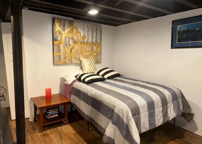 Art Of Sabrinas Dreams Apartment Chicago